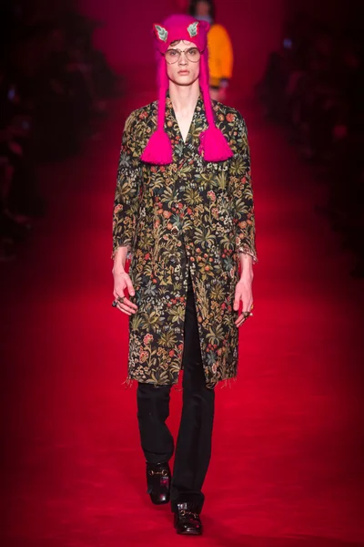 Look 36